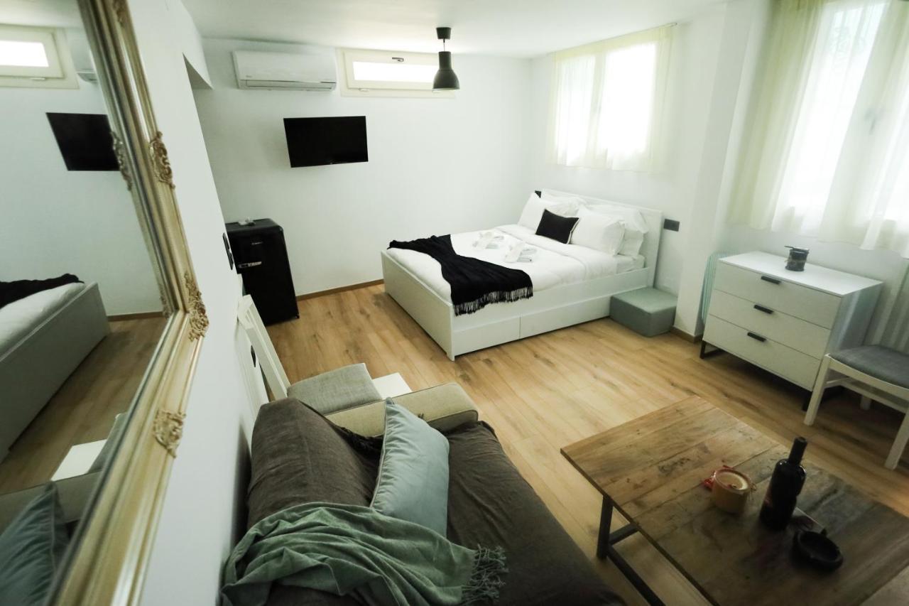 Menta Piperita Apartment Heraklion  Exterior photo